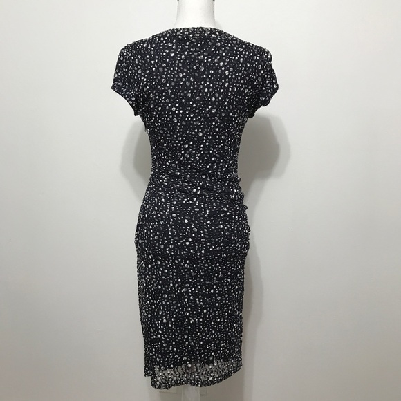 Reiss Amadeus Dress in Navy & White Print - Picture 3 of 9